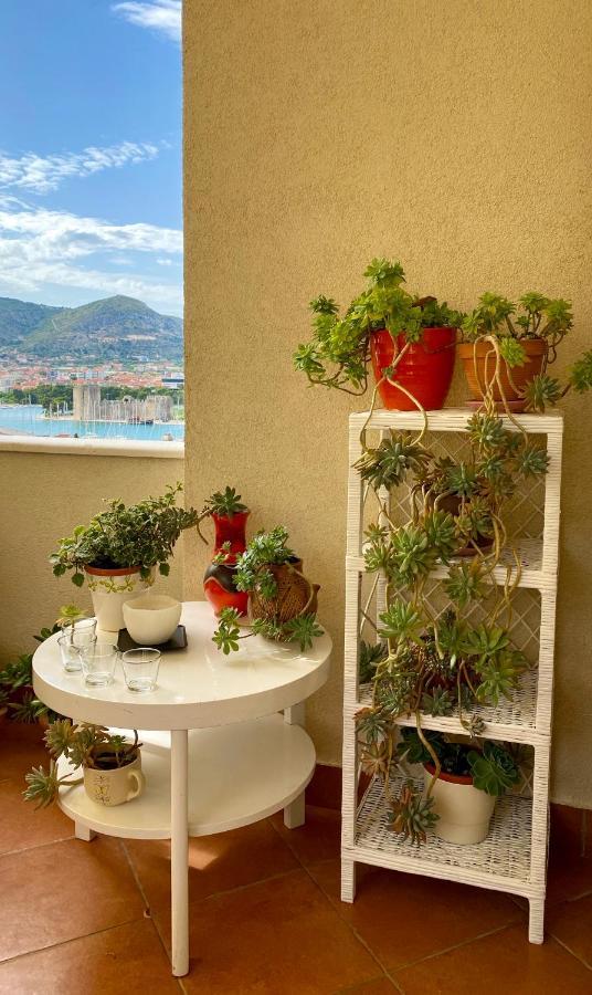 Trogir Center Exclusive Seaview Apartment For 4 ภายนอก รูปภาพ