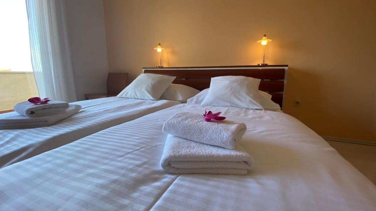 Trogir Center Exclusive Seaview Apartment For 4 ภายนอก รูปภาพ